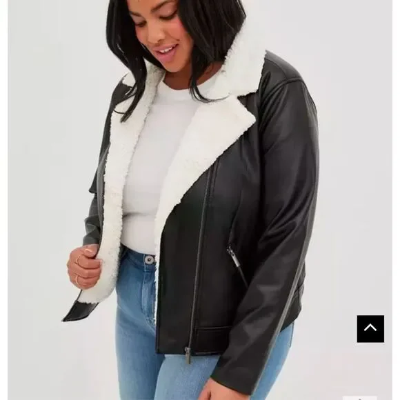 Torrid Faux Leather Sherpa Line Moto Jacket size 1x - Picture 2 of 14